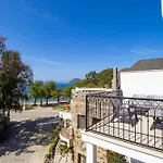 Asterina Apartmanhotel 4*