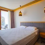 Asterina Apartmanhotel