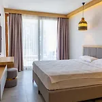 Aparthotel Asterina 4*