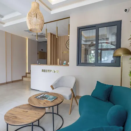Lejlighedshotel Asterina 4*