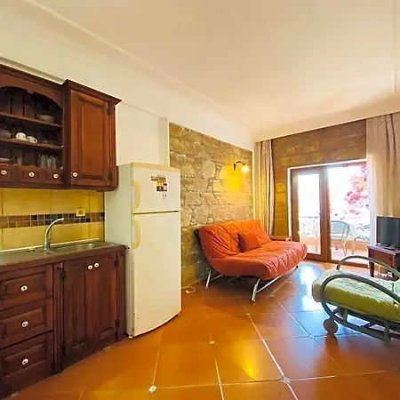 Asterina 4*