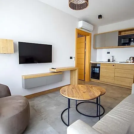 Asterina 4*